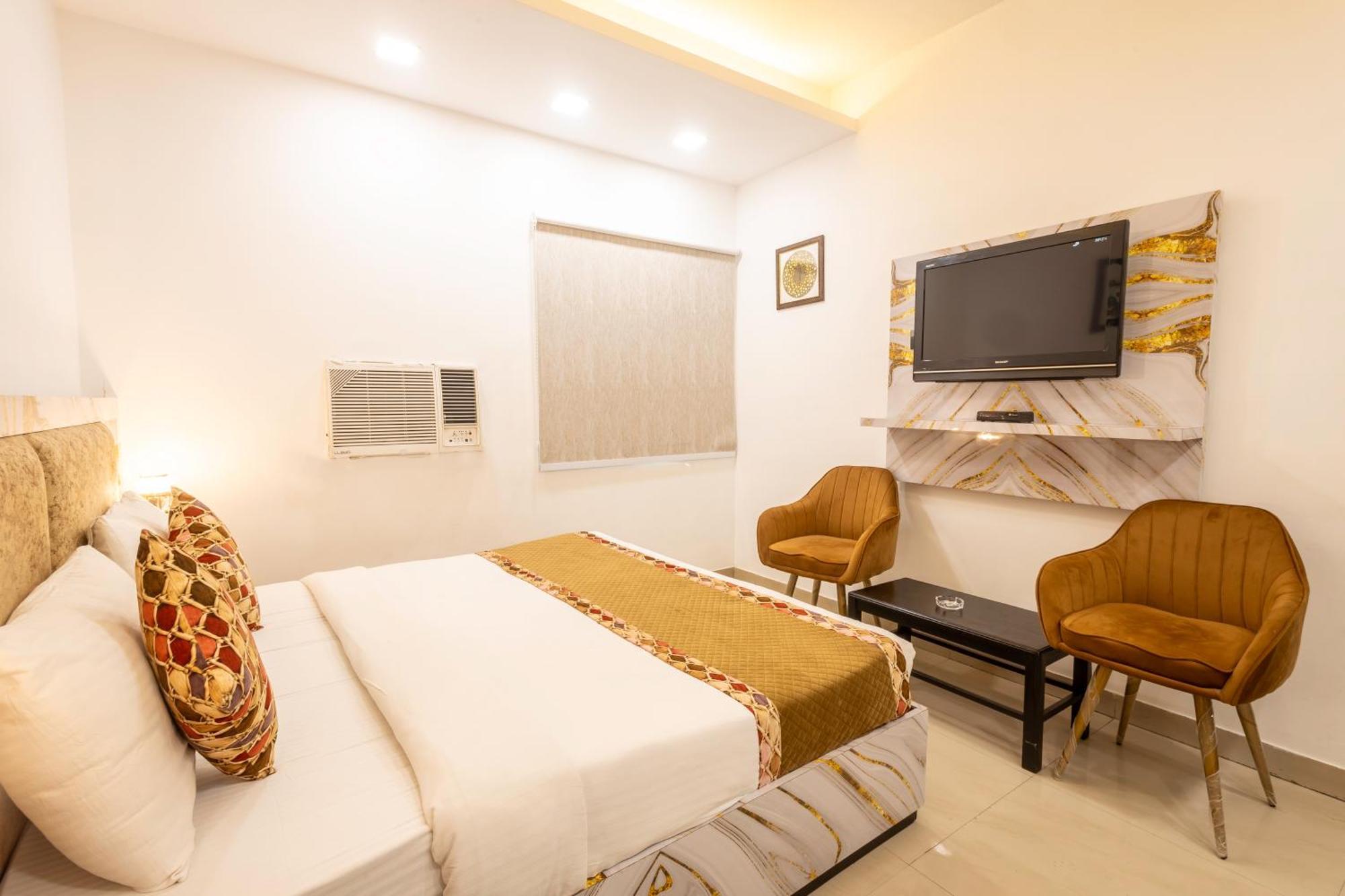 Hotel Cosmo Near Blk Hospital Karol Bagh Dillí Exteriér fotografie