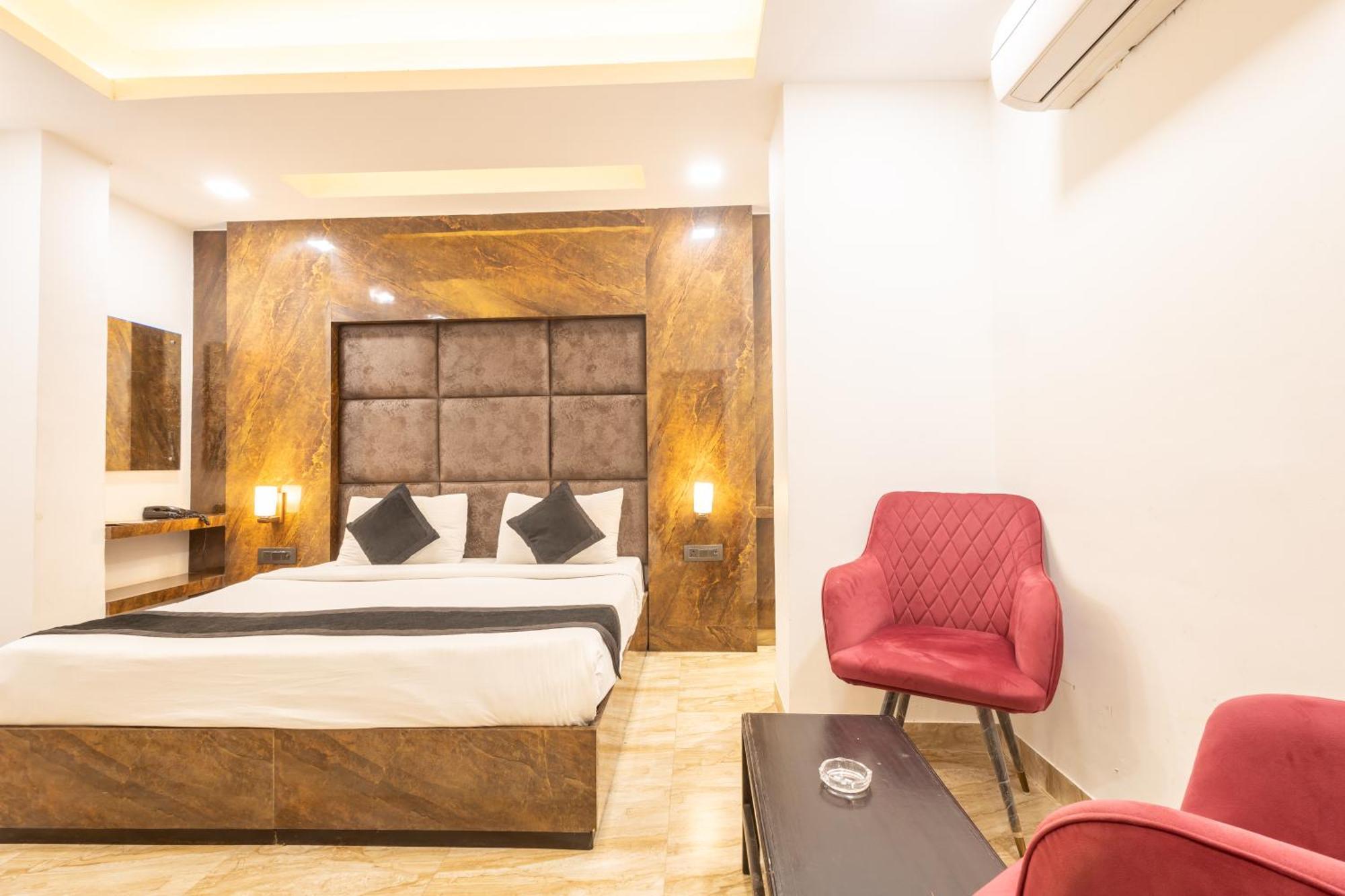 Hotel Cosmo Near Blk Hospital Karol Bagh Dillí Exteriér fotografie