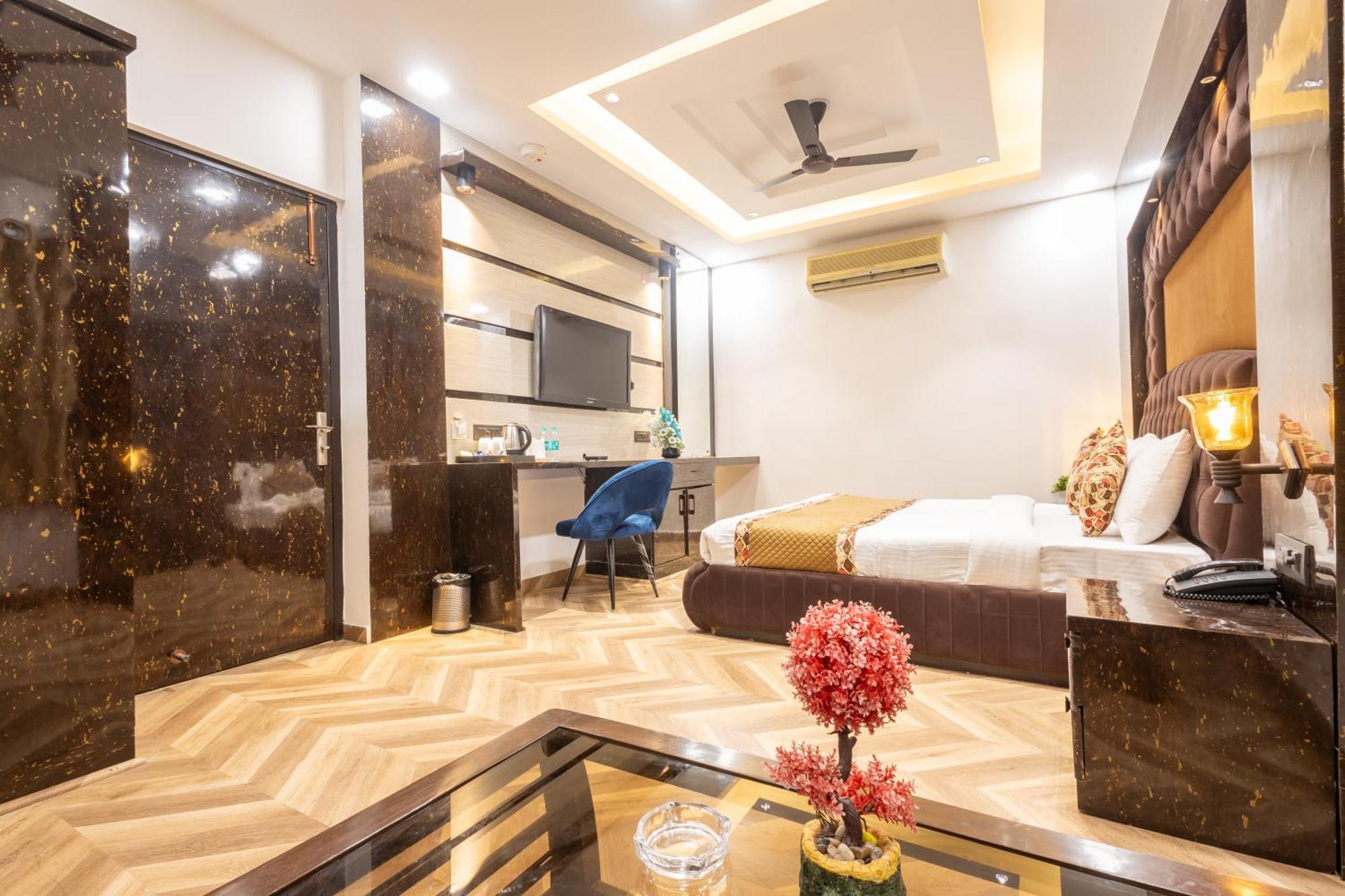 Hotel Cosmo Near Blk Hospital Karol Bagh Dillí Exteriér fotografie