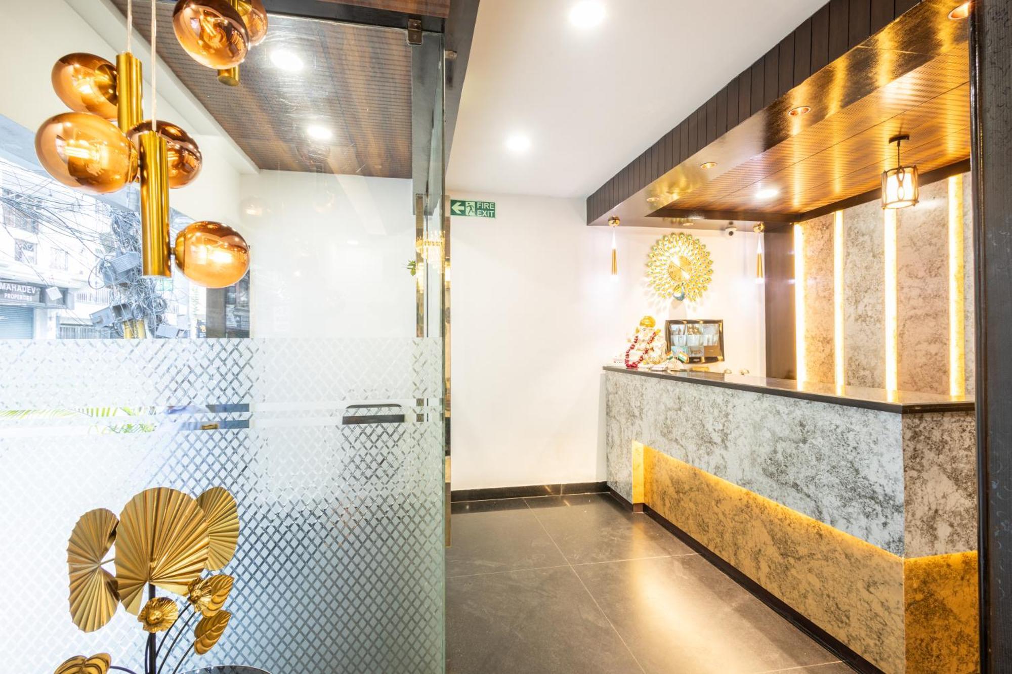 Hotel Cosmo Near Blk Hospital Karol Bagh Dillí Exteriér fotografie